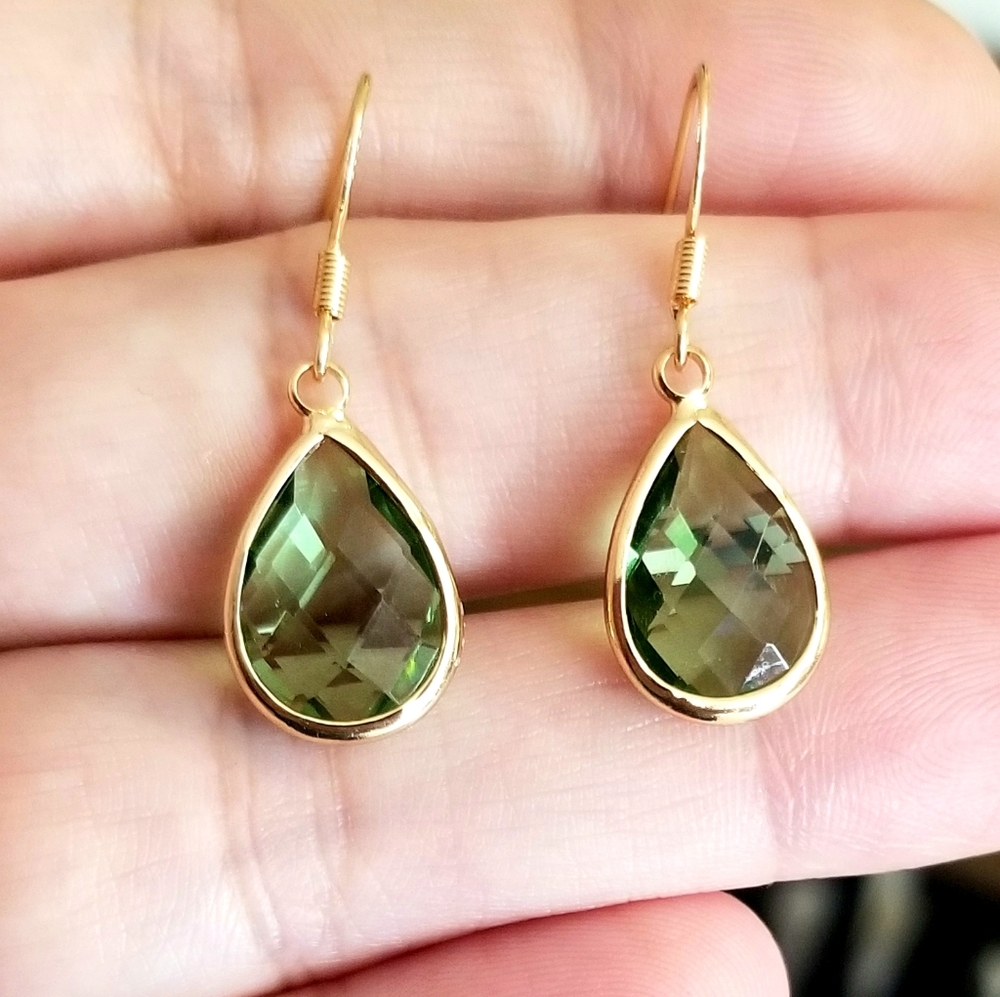 14k Gold Green Peridot Earrings Peridot Teardrop Earrings Handmade Jewelry